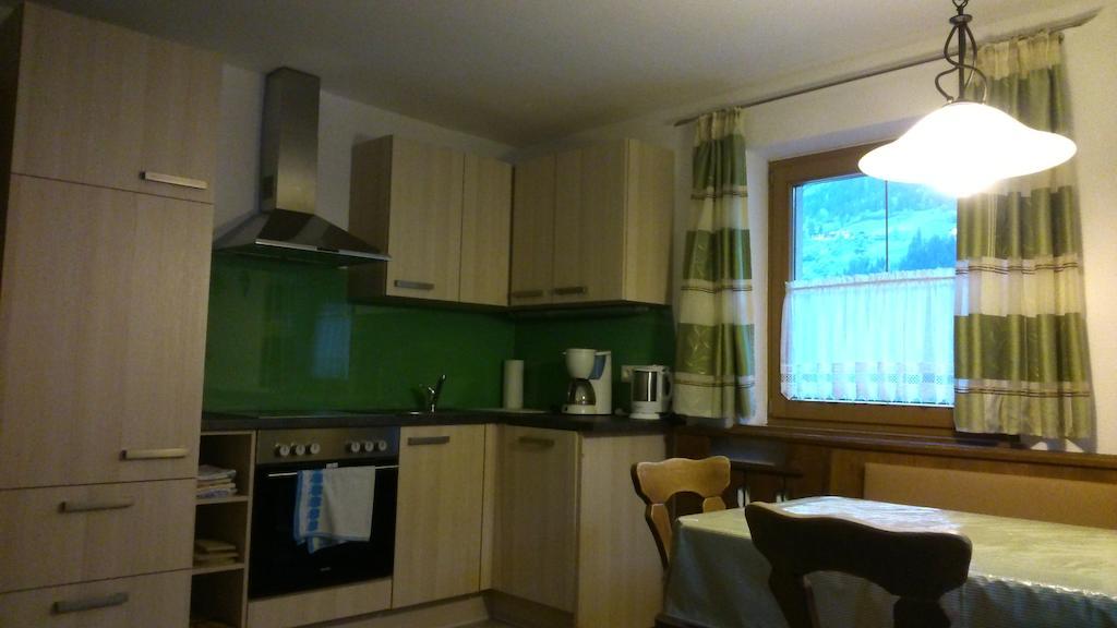 Apartmán Haus Schiestl Zell am Ziller Pokoj fotografie