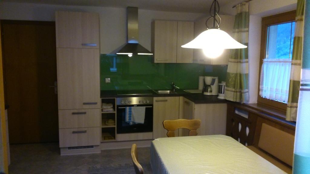 Apartmán Haus Schiestl Zell am Ziller Pokoj fotografie